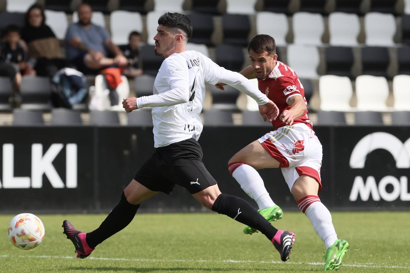 La victoria del Real Murcia frente al Real Unión, en imágenes