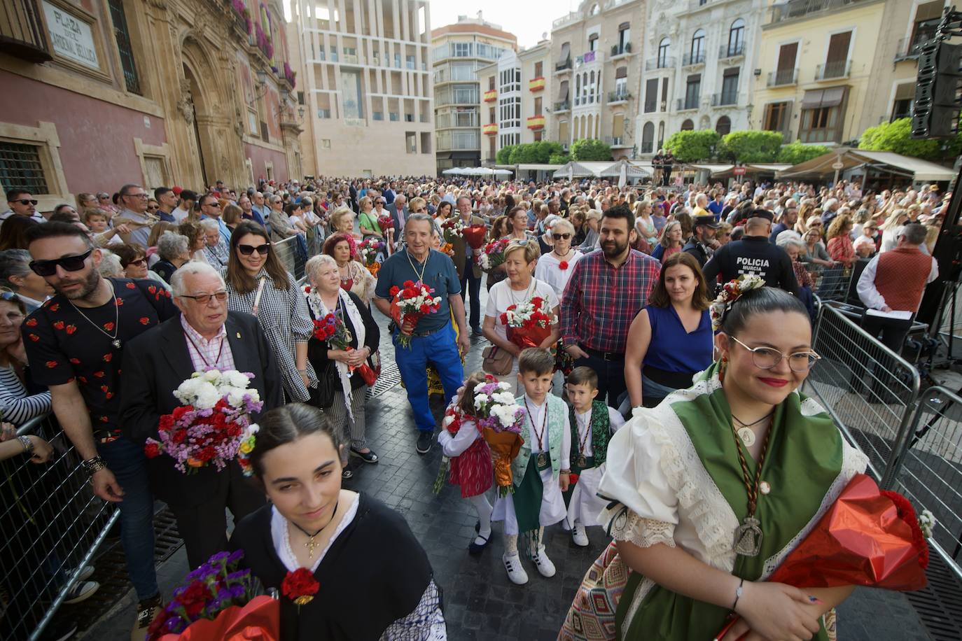 Las imágenes de la ofrenda floral a la Virgen de la Fuensanta
