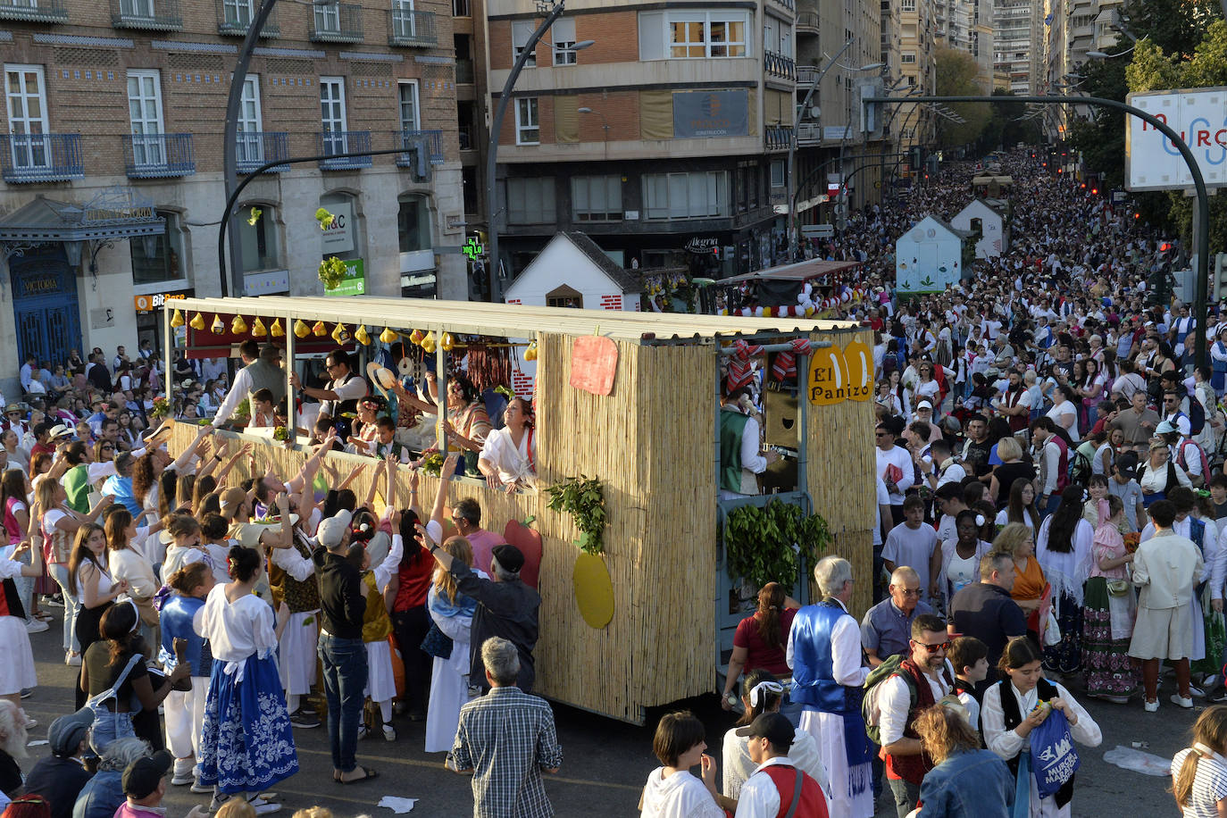 El desfile del Bando de la Huerta, en imágenes