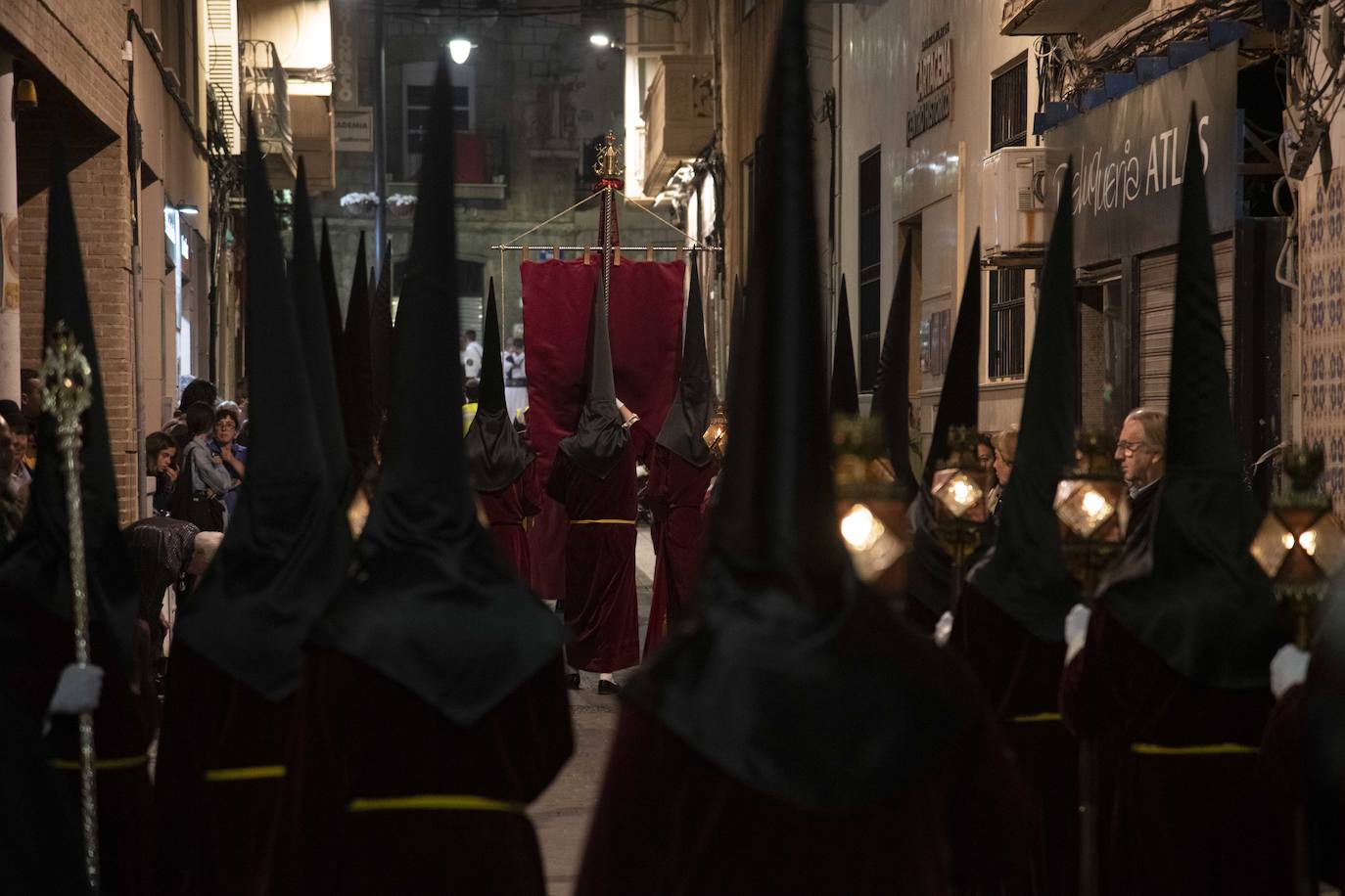 Las imágenes de la procesión Prendimiento el lunes en Cartagena