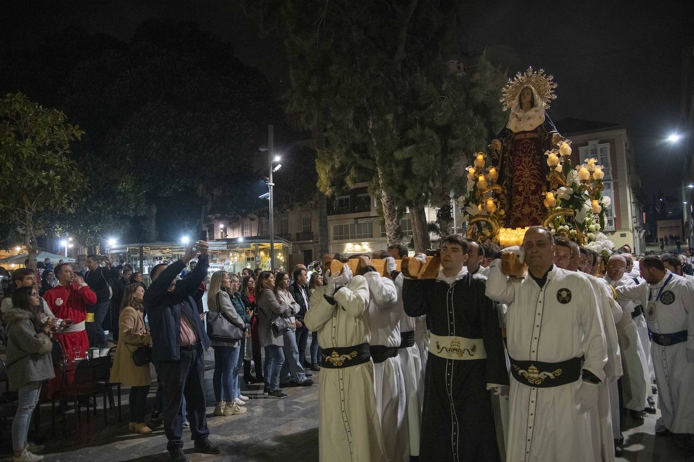 Las imágenes de la procesión Prendimiento el lunes en Cartagena