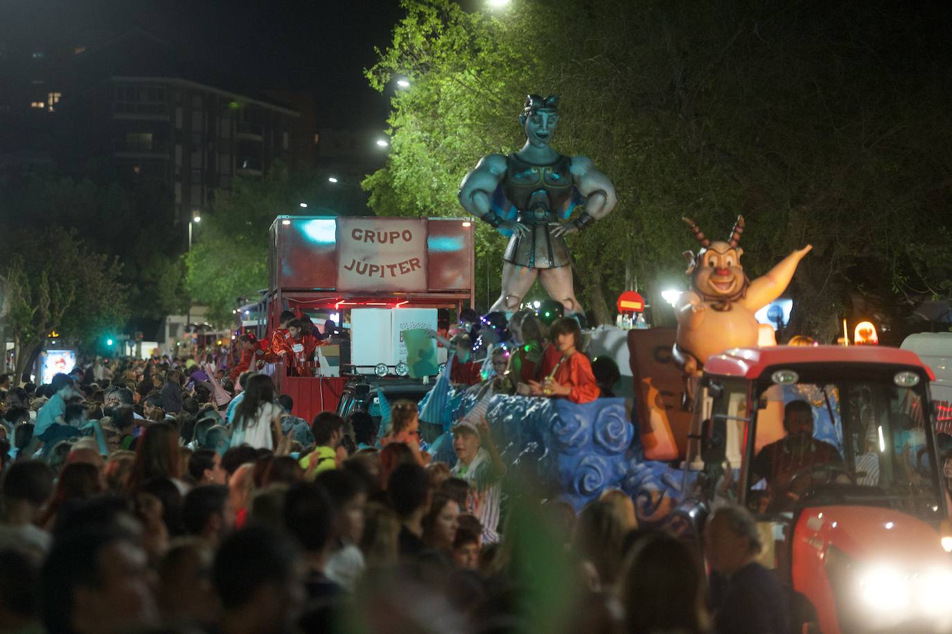 Las imágenes del Entierro Infantil 2023