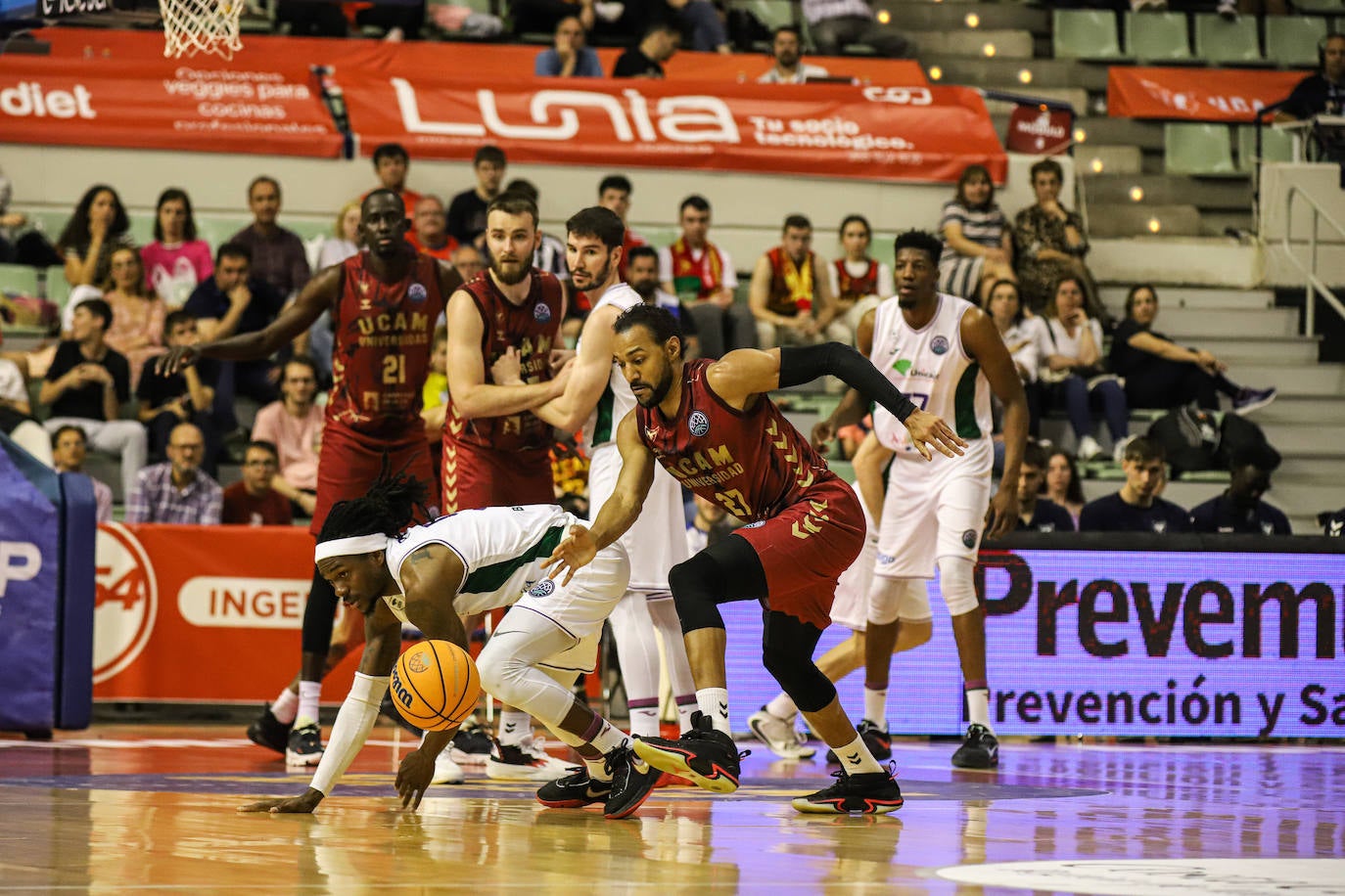 Las imágenes del partido UCAM Murcia CB-Unicaja (74-96)
