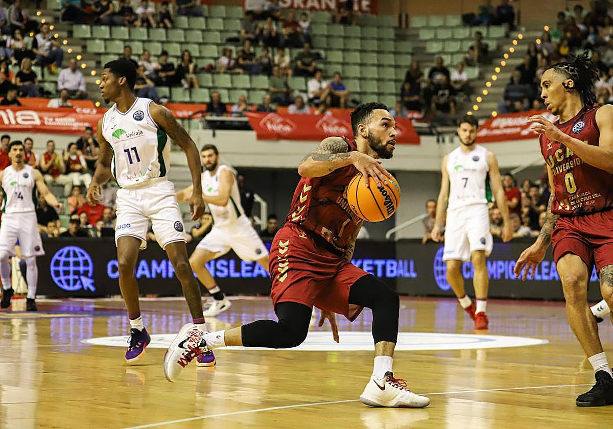Las imágenes del partido UCAM Murcia CB-Unicaja (74-96)