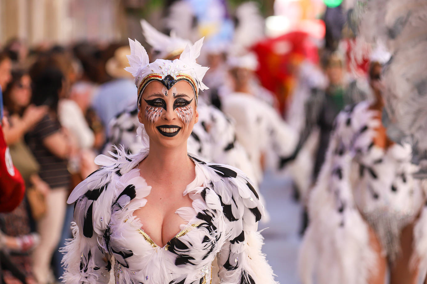 El desfile de Doña Sardina por el centro de Murcia, en imágenes
