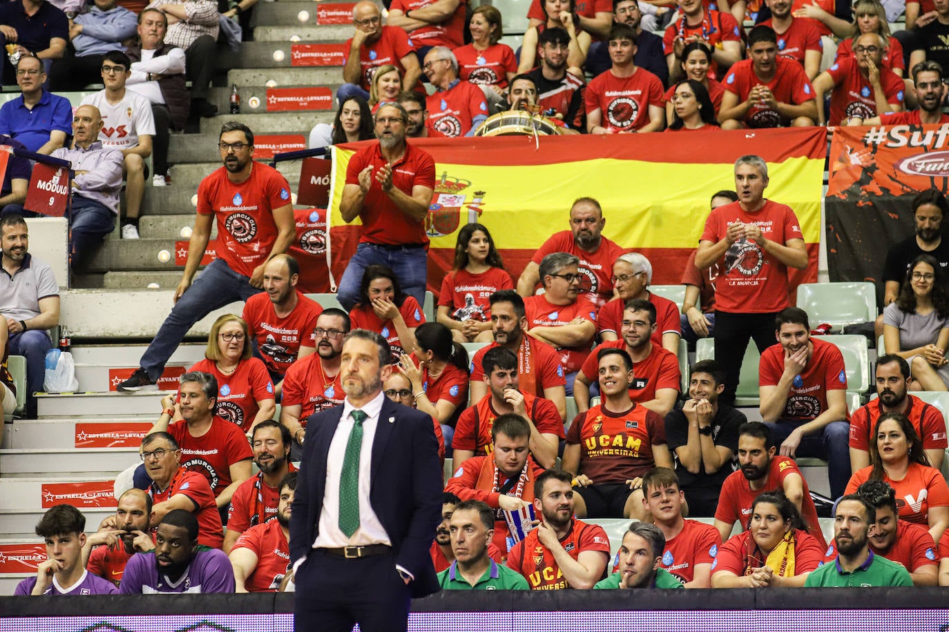 Las imágenes del partido entre el UCAM Murcia y el Zaragoza