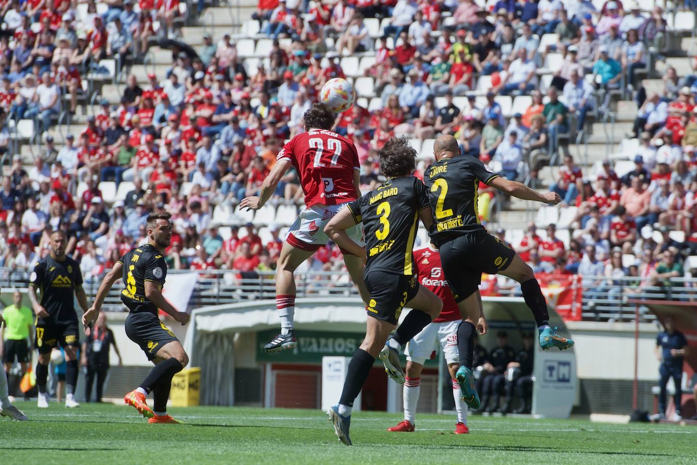 El partido del Real Murcia frente al Atlético Baleares, en imágenes