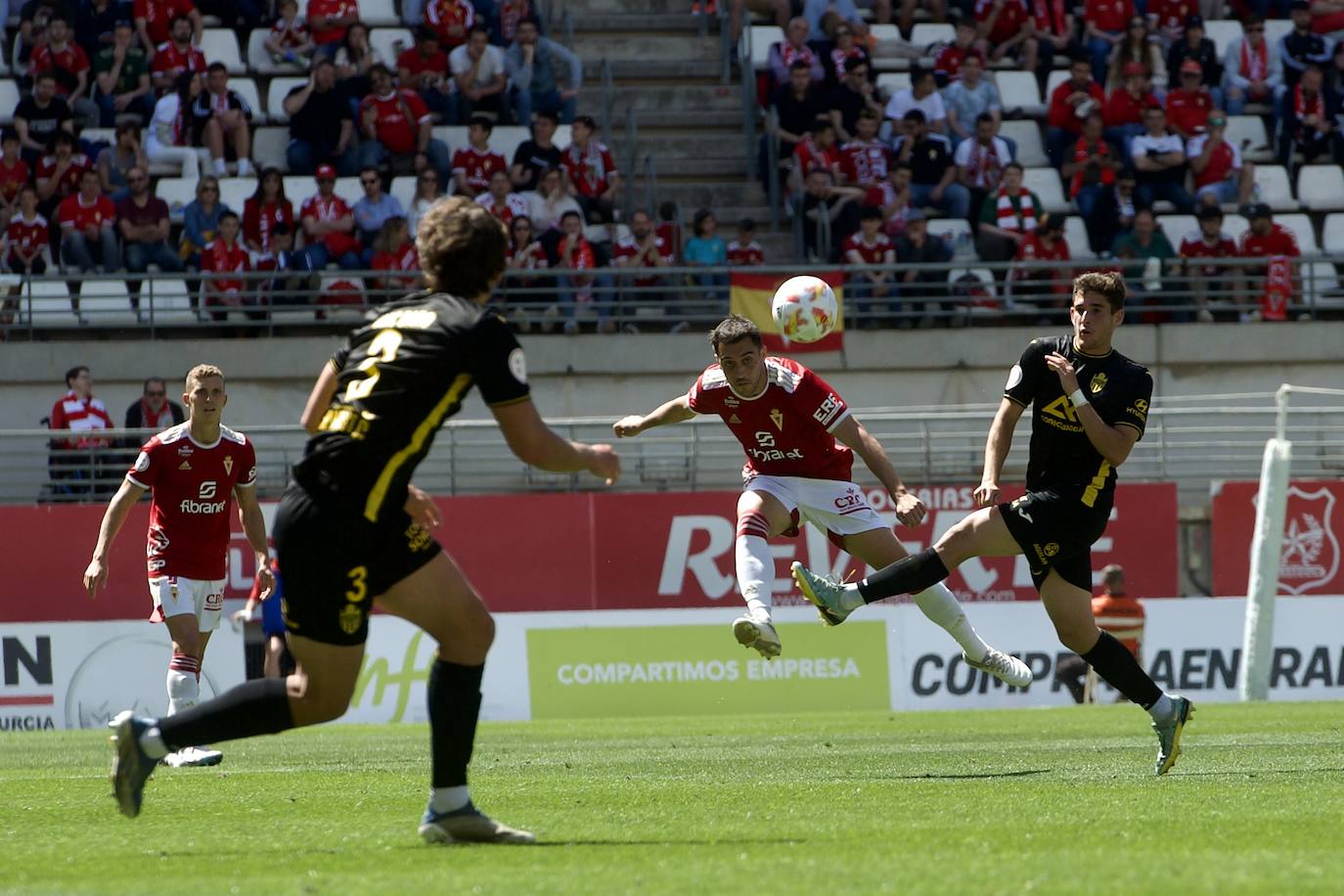 El partido del Real Murcia frente al Atlético Baleares, en imágenes