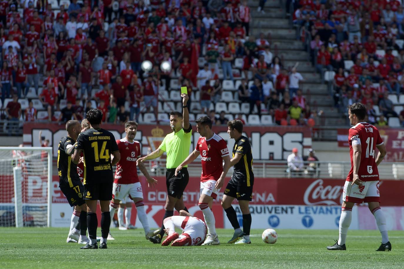 El partido del Real Murcia frente al Atlético Baleares, en imágenes