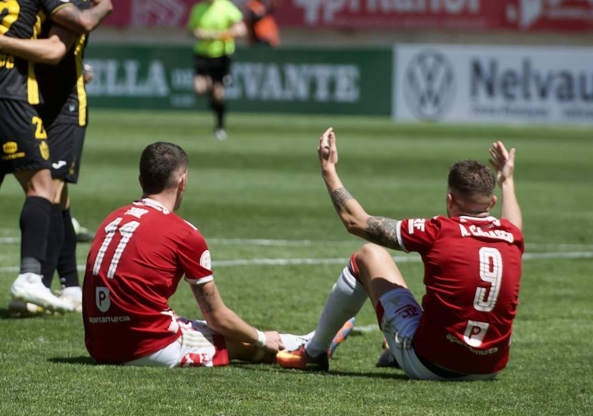 El partido del Real Murcia frente al Atlético Baleares, en imágenes