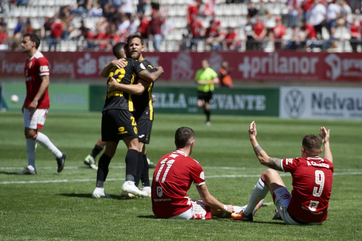 El partido del Real Murcia frente al Atlético Baleares, en imágenes