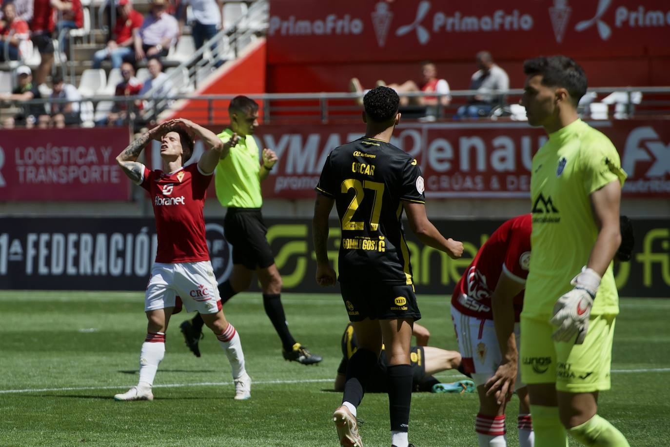 El partido del Real Murcia frente al Atlético Baleares, en imágenes