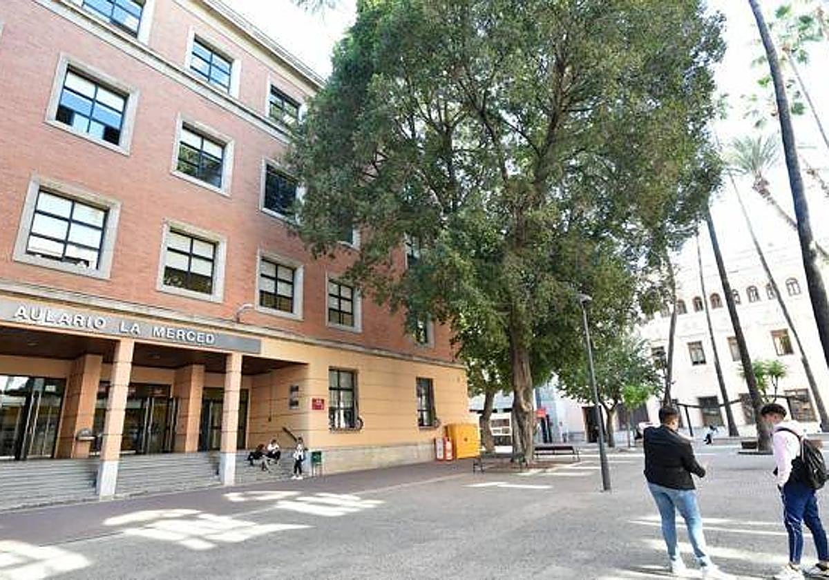 Alumnos en el aulario de La Merced, en una imagen de archivo.