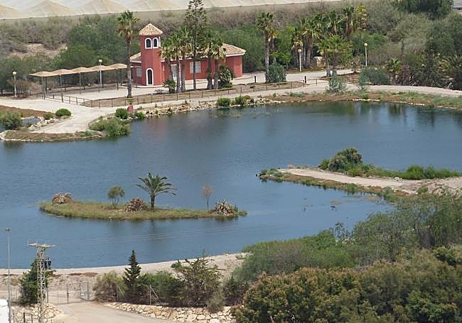 Laguna de Las Moreras tras su adecuación para la malvasía.