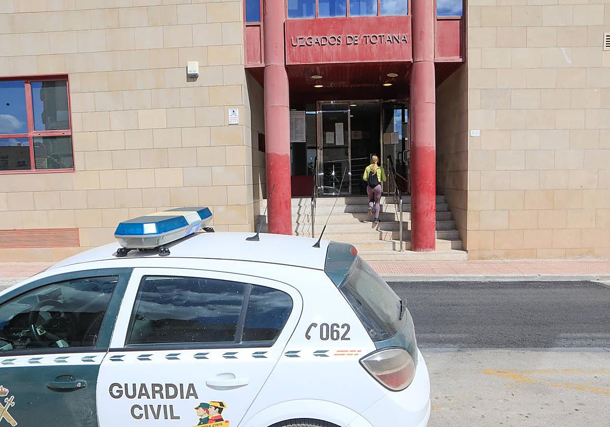 Los juzgados de Totana, en una imagen tomada este martes.