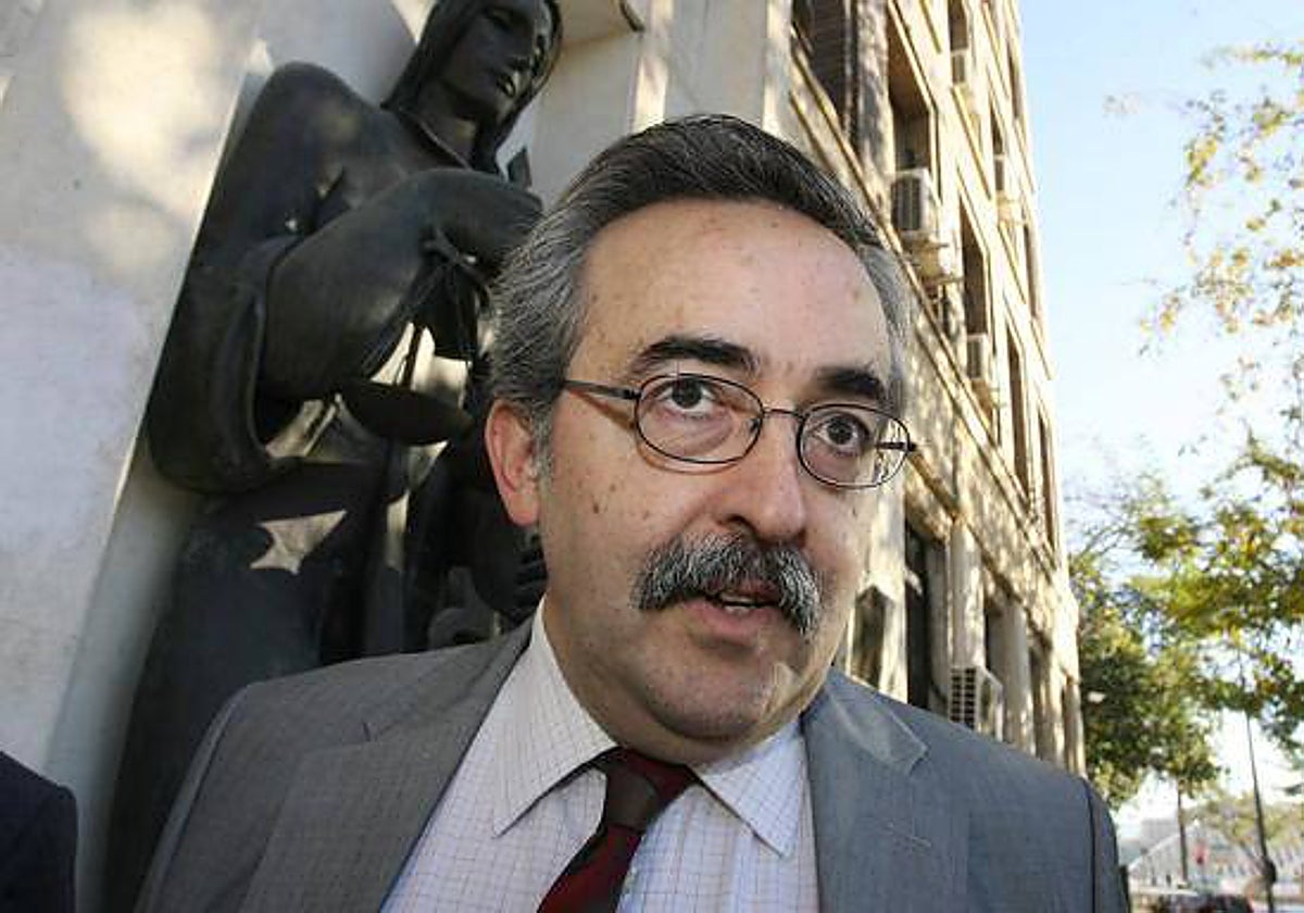 Fernando Ferrín Calamita a su llegada a su juicio en el TSJ, celebrado en el año 2009.