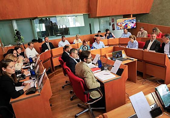 Sesión plenaria celebrada este lunes en el Ayuntamiento.