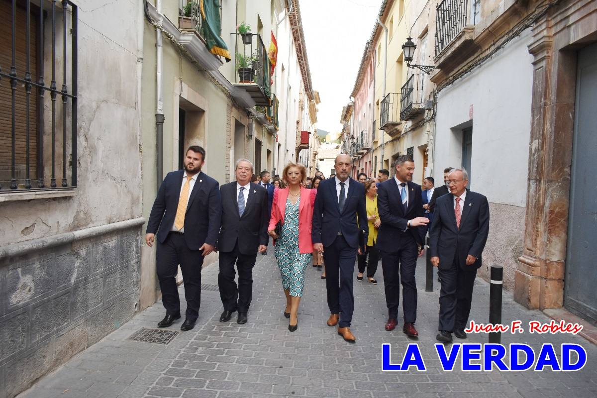 Sánchez Robles invita a vivir con intensidad las Fiestas de la Cruz