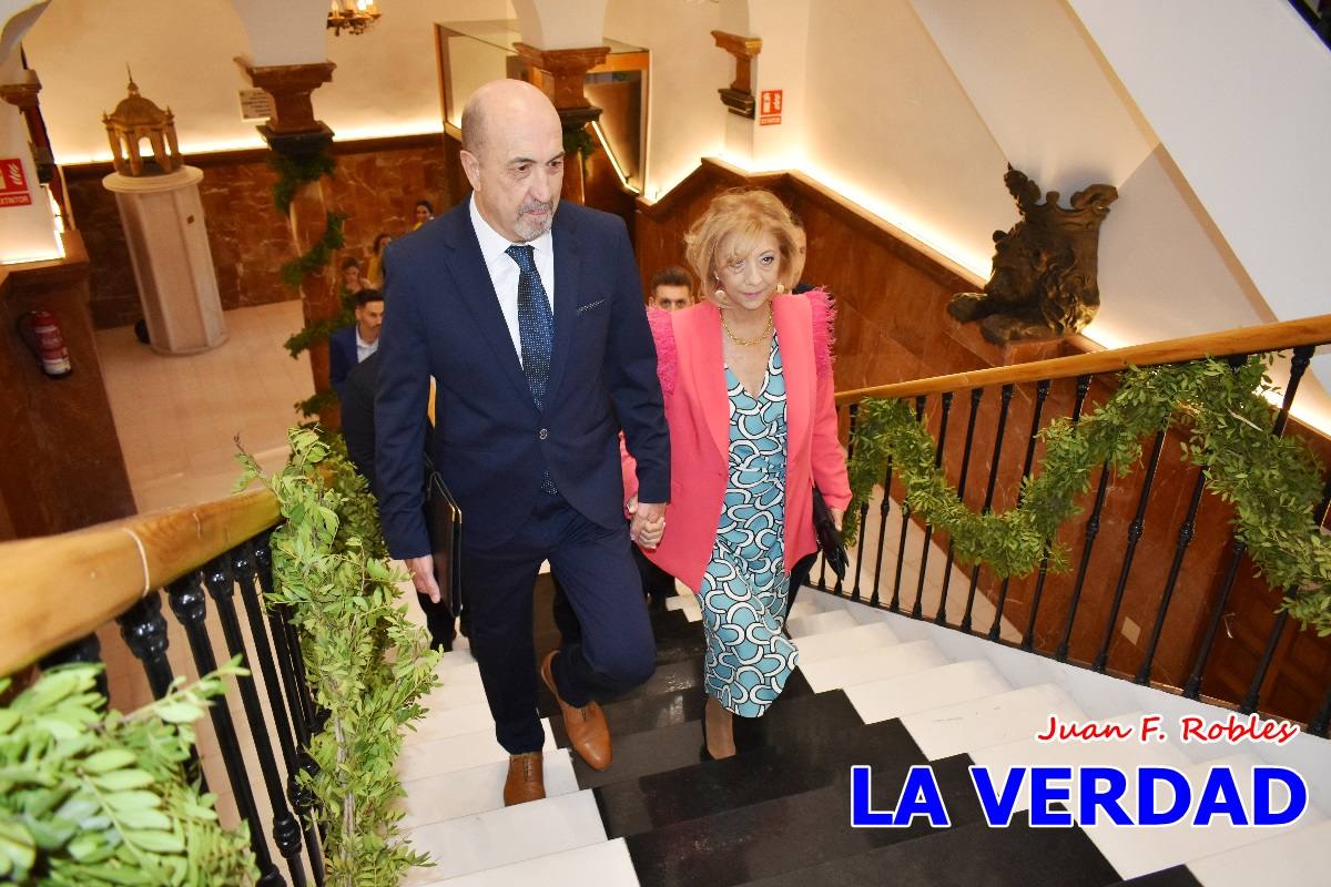 Sánchez Robles invita a vivir con intensidad las Fiestas de la Cruz