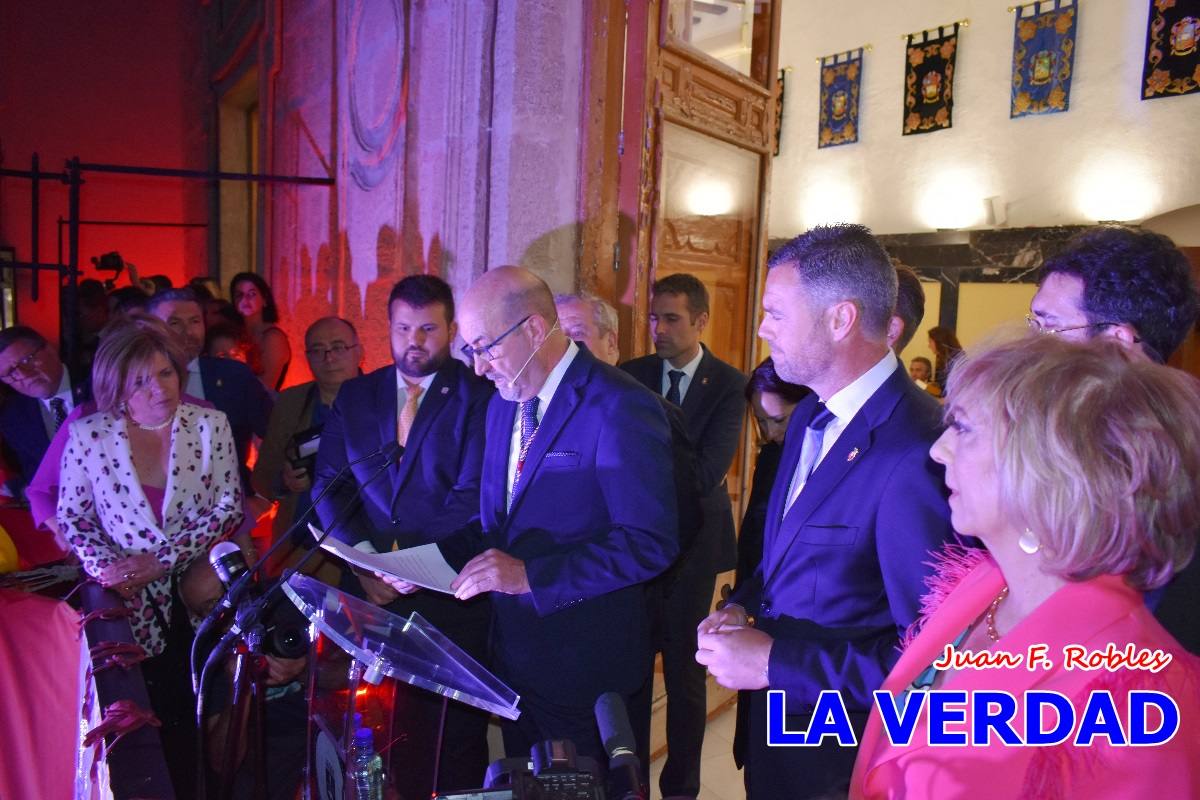 Sánchez Robles invita a vivir con intensidad las Fiestas de la Cruz