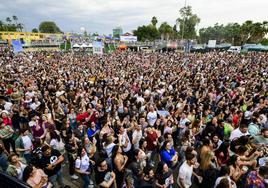 Público en el a Fica durante los primeros conciertos del domingo.