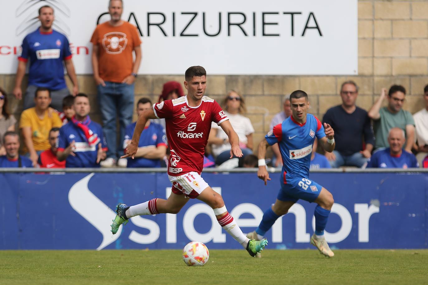 La derrota del Real Murcia frente al Amorebieta, en imágenes