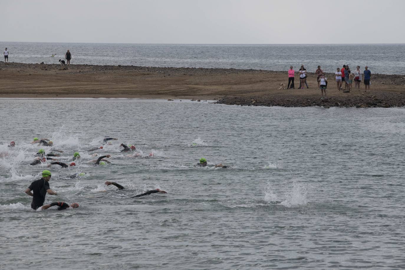 La vuelta a Nado Faro de Mazarrón 2023, en imágenes