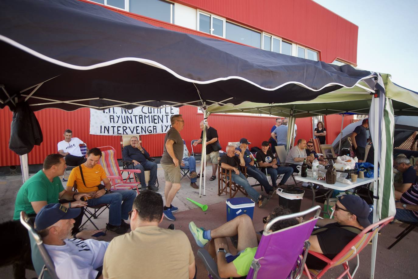 Segundo día de acampada de la plantilla de los &#039;coloraos&#039;