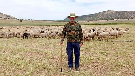 «Soy el único pastor que se ha formado por la Escuela de la Región»