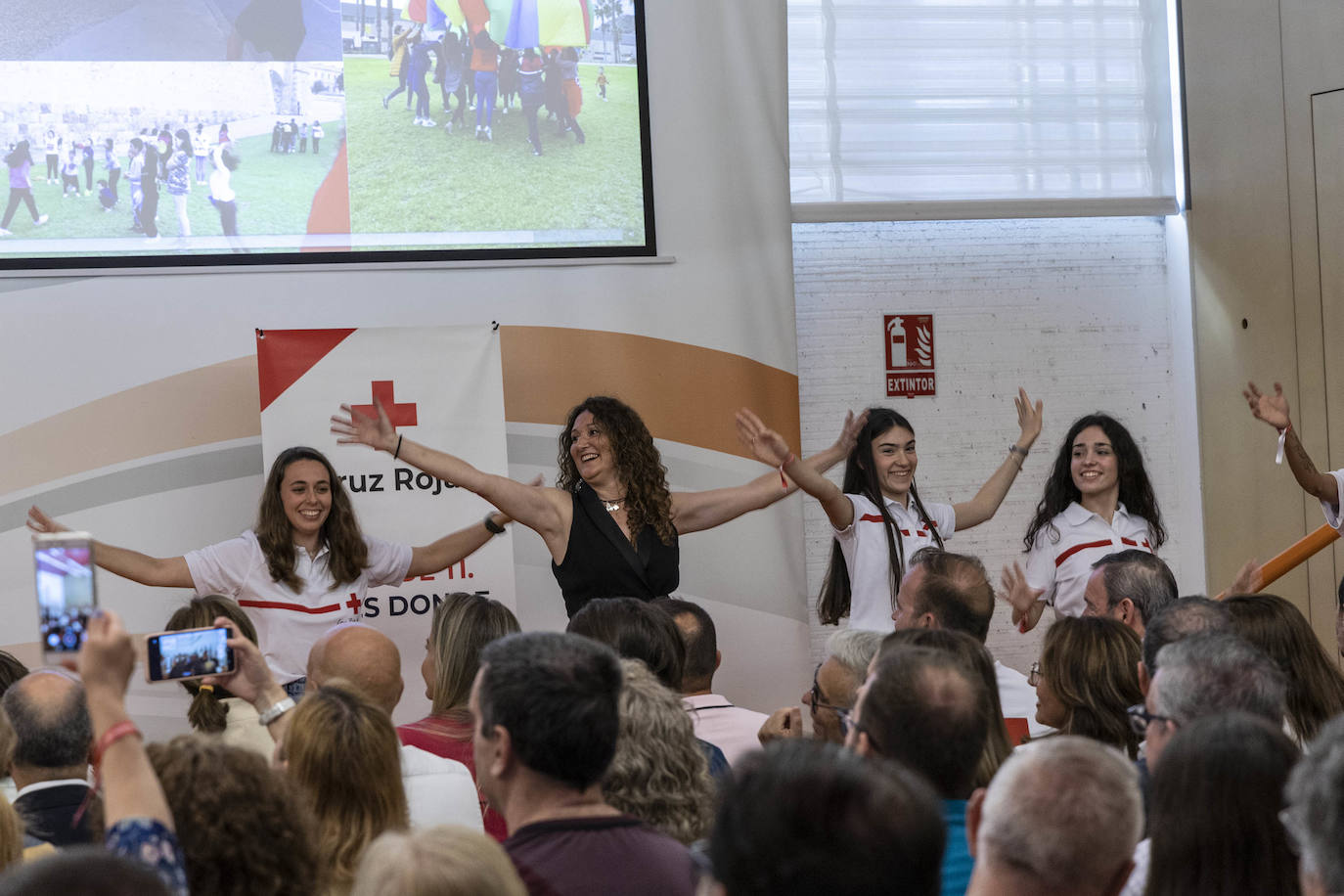 Las imágenes de la junta de Cruz Roja en Cartagena