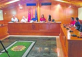 Un momento de la última sesión del Pleno de Pliego.