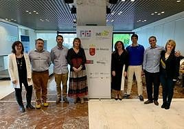 Investigadores y ponentes durante el II Ciclo de Investigación y Ciencia en Diabetes, organizado por Adirmu y FFIS/IMIB.