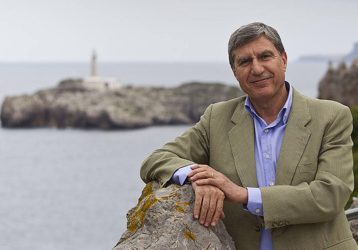 José Luis García Delgado, en una foto de archivo tomada en Santander.
