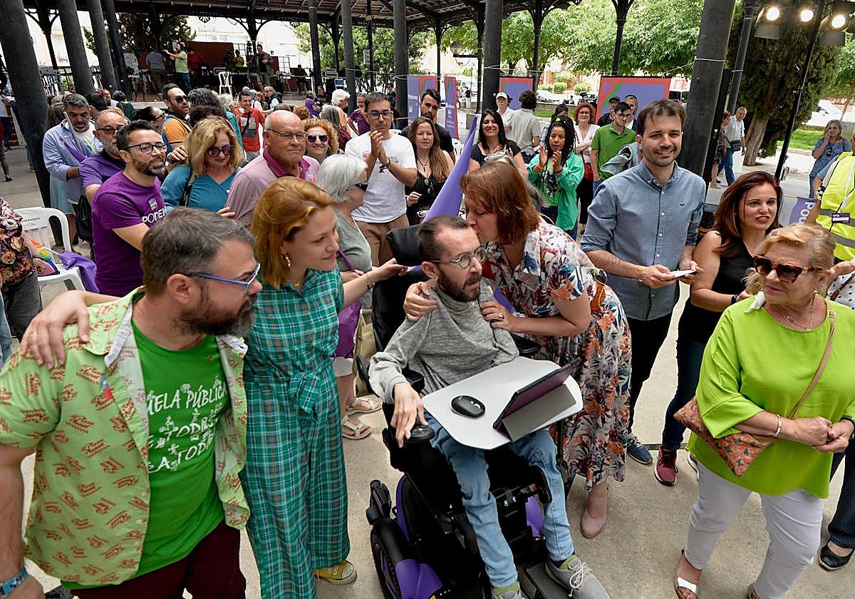 El mitin de Podemos en Murcia encabezado por Echenique, en imágenes