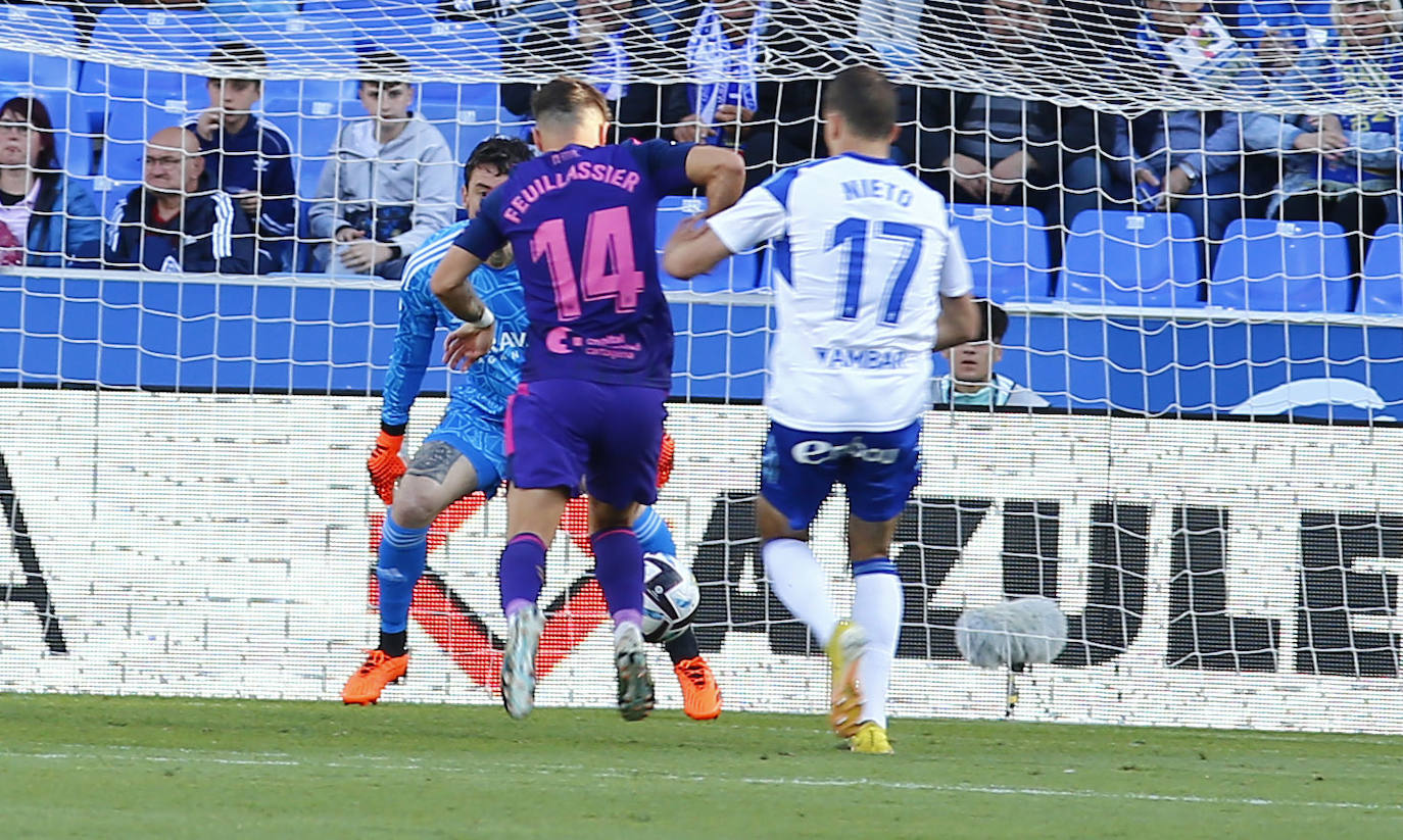 La derrota del Cartagena frente al Zaragoza, en imágenes