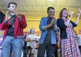 Javier Sánchez Serna, Juan Carlos Monedero y María Marín, durante el acto de este domingo en Cartagena.