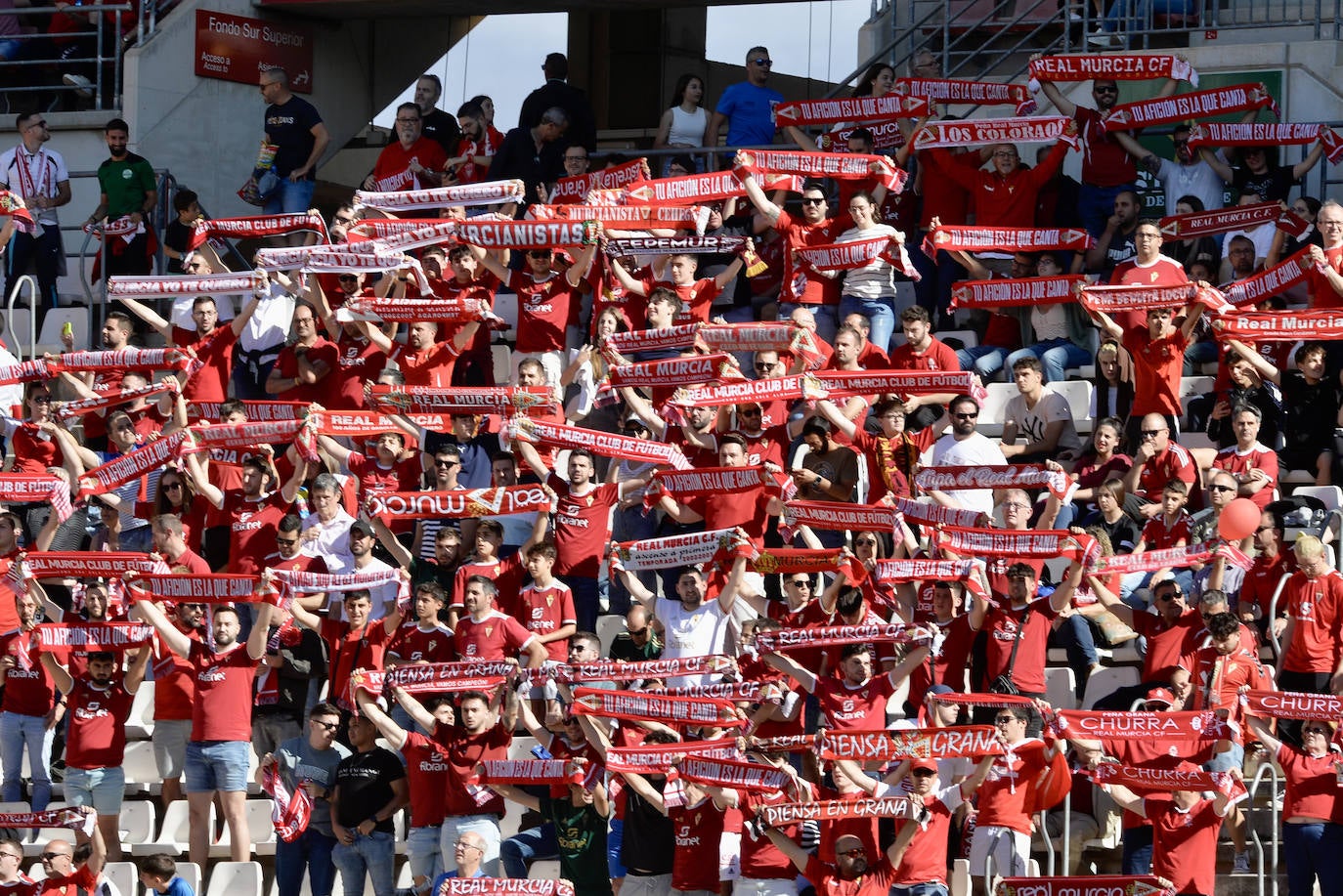 El empate del Real Murcia frente al Castellón, en imágenes