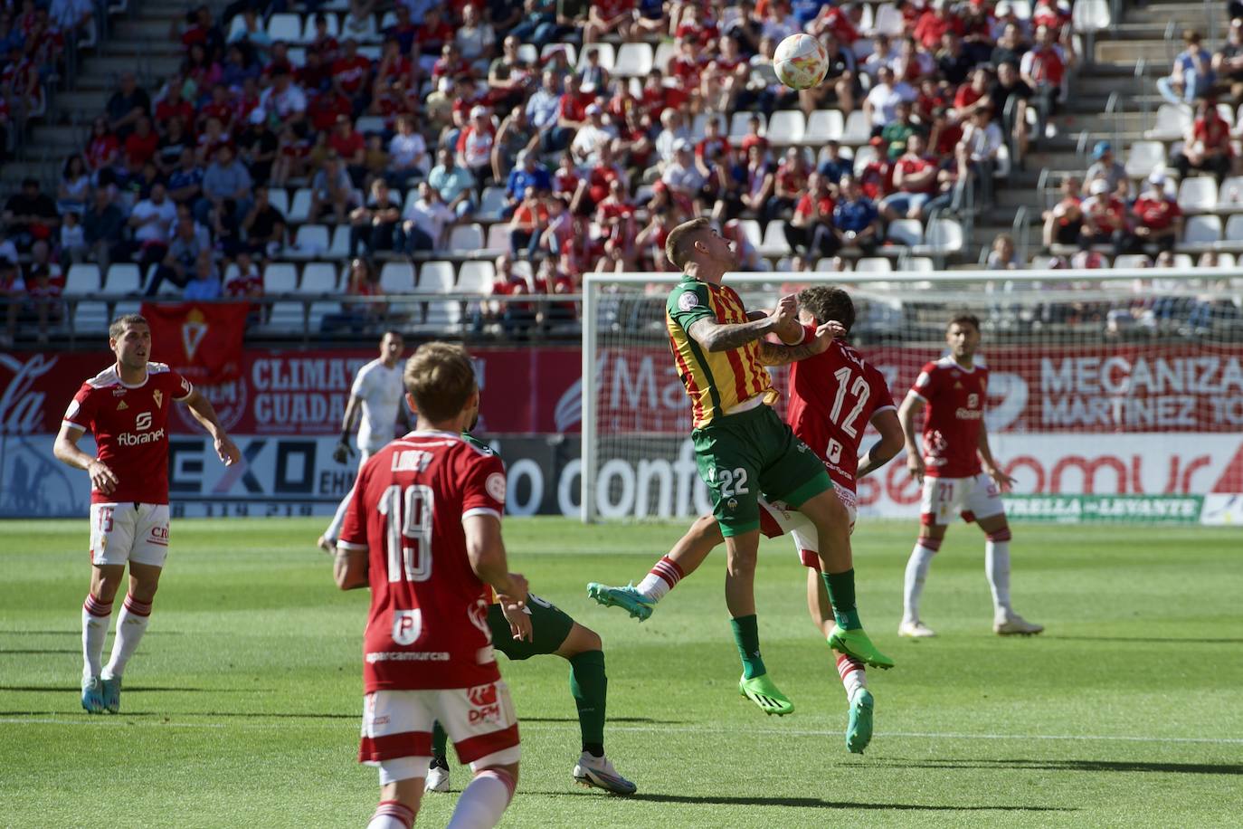 El empate del Real Murcia frente al Castellón, en imágenes