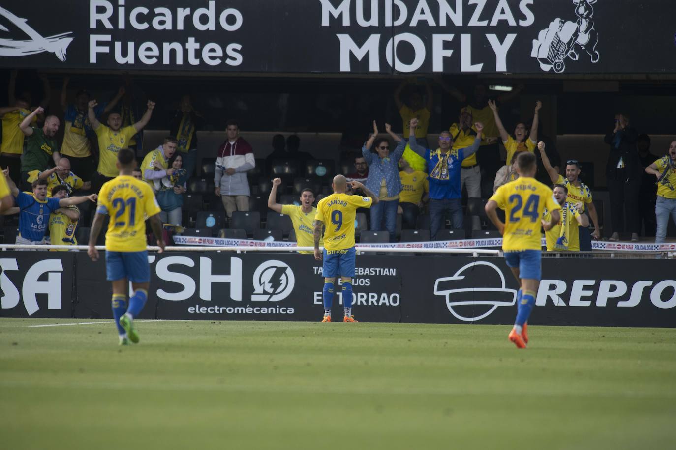 La derrota el Cartagena frente a Las Palmas, en imágenes