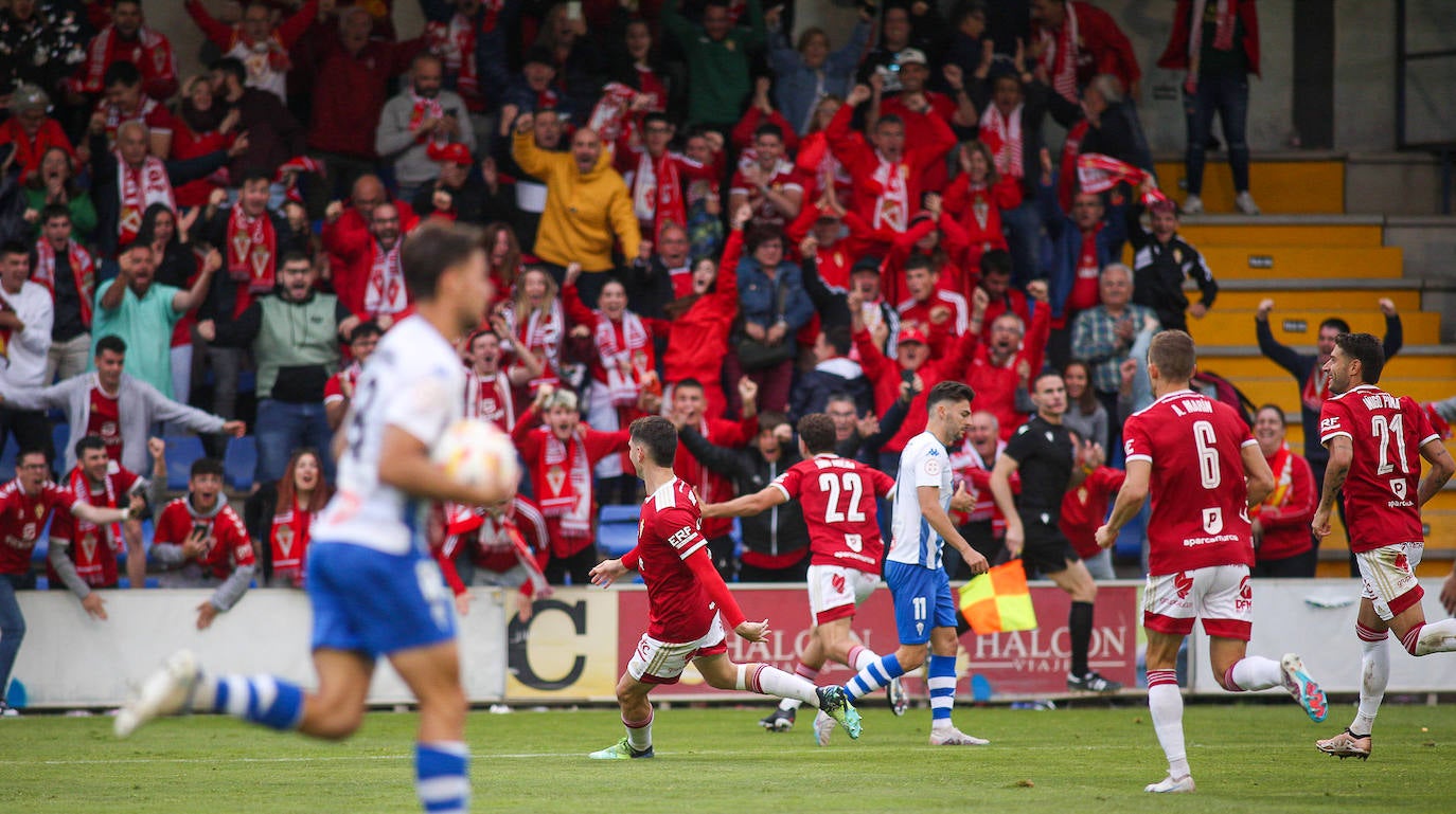 La victoria del Real Murcia contra el Alcoyano, en imágenes