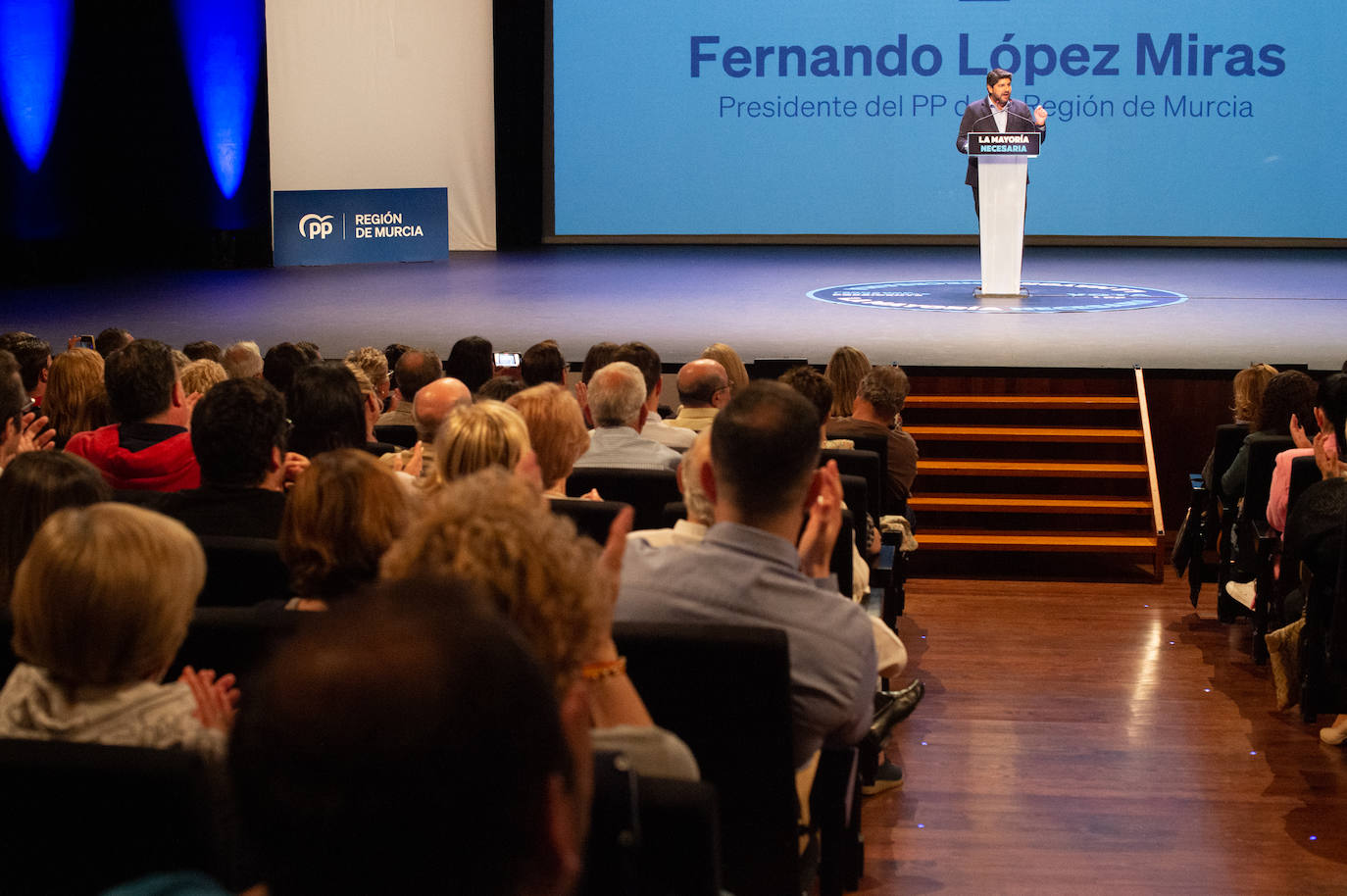 El mitin de Aznar, Miras y Ballesta en Murcia, en imágenes