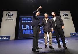 Ballesta, Aznar y López Miras, este domingo en el Teatro Circo. En vídeo, el acto.