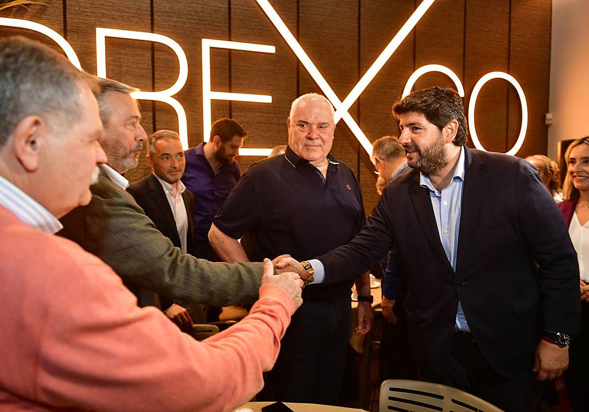 López Miras en un encuentro con personas mayores, este lunes.