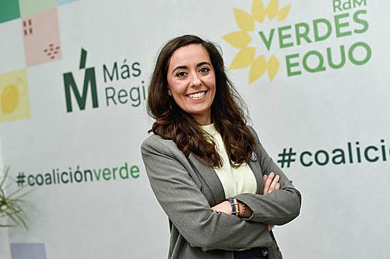 Helena Vidal, en la sede de Mas Región-Verdes-Equo.