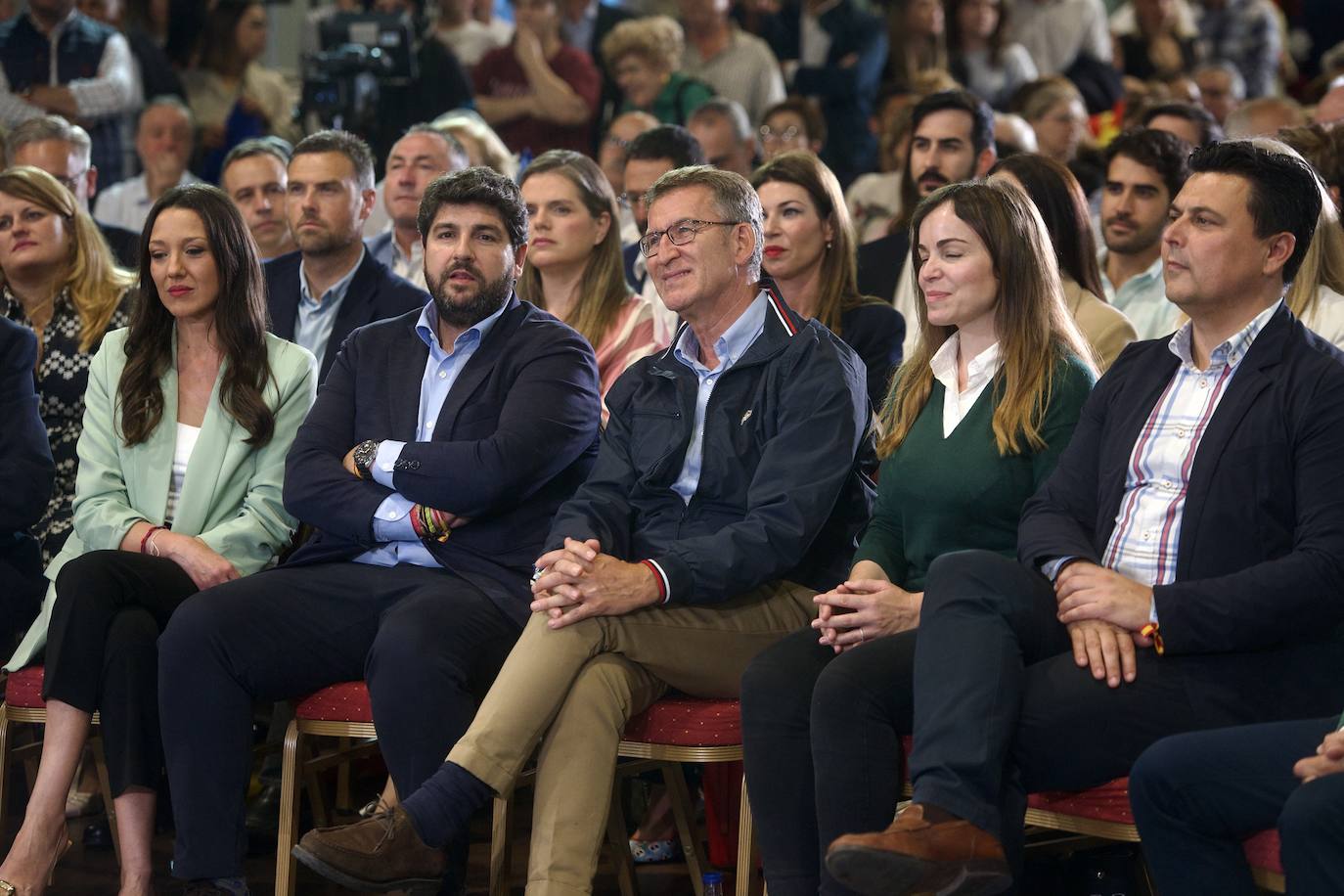 Las imágenes del mitin de Feijóo en Murcia