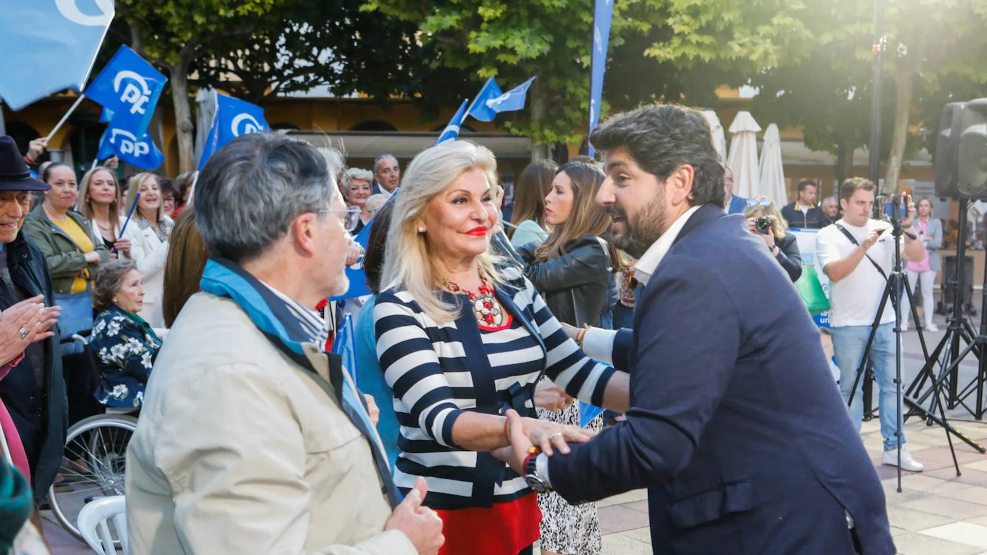 López Miras insists that the left can govern if the PP does not have a majority