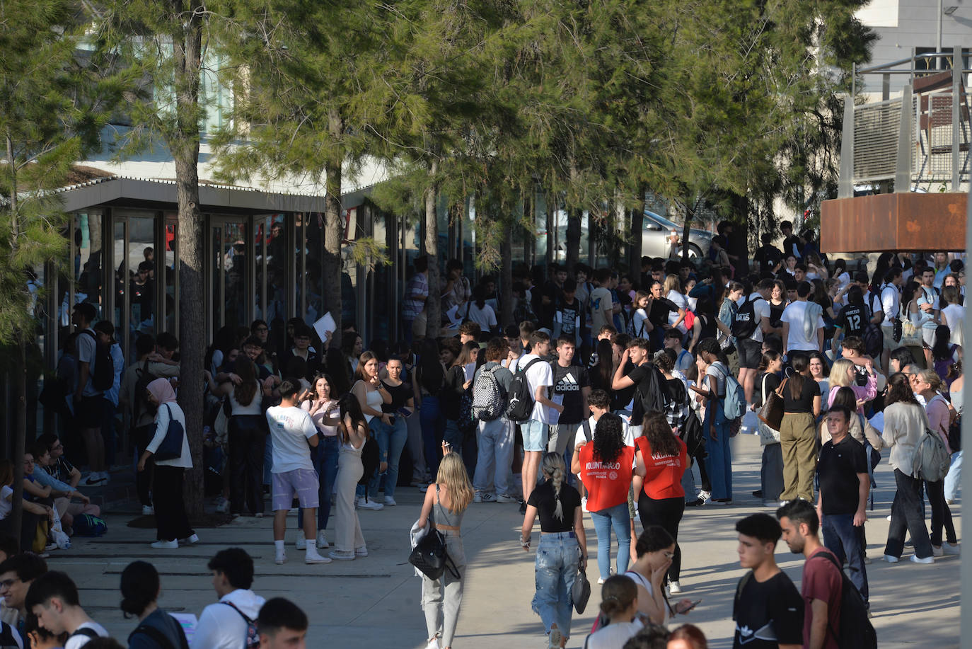 Primer día de la Ebau en el Campus de Espinardo.