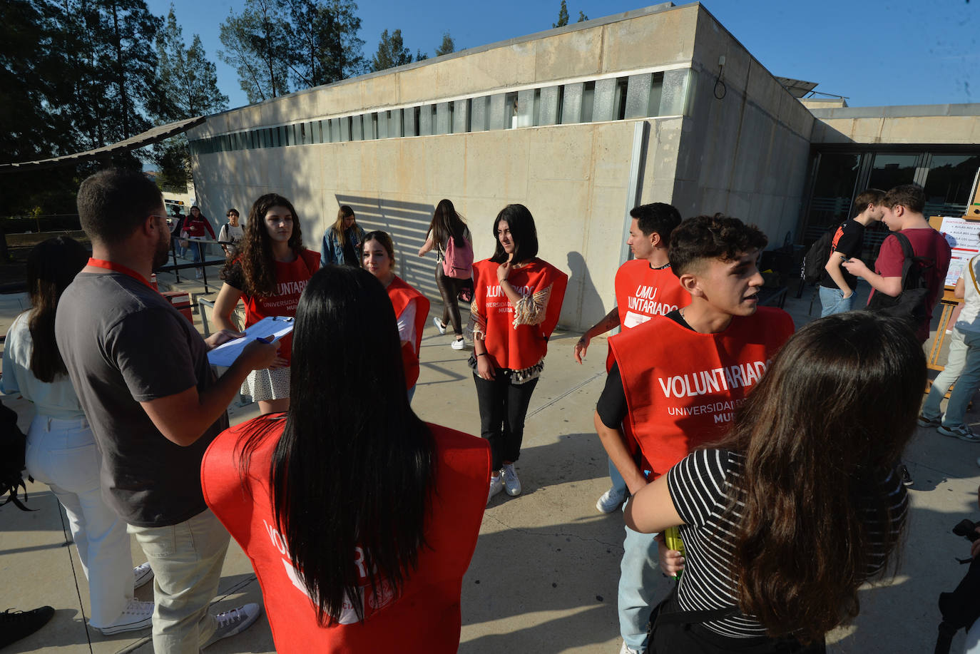 Primer día de la Ebau en el Campus de Espinardo.