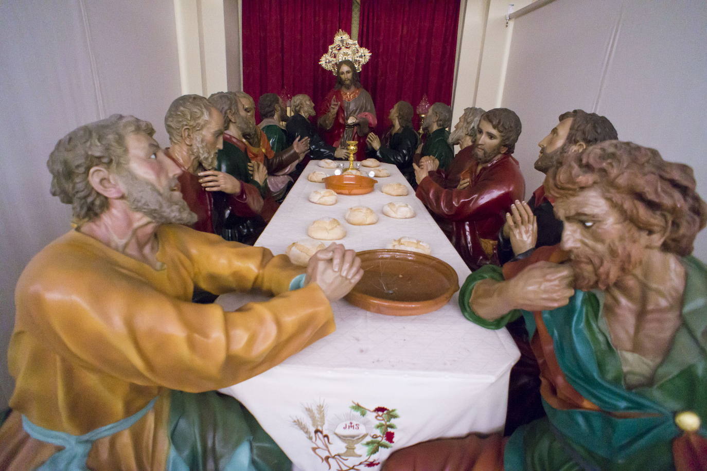 La imágenes que Enrique Galarza talló para el paso de la Santa Cena.