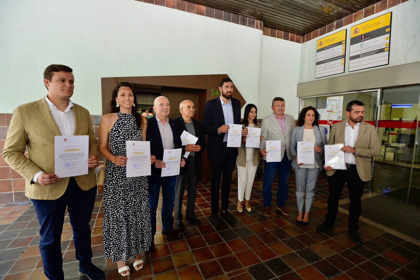 Los diputados regionales recogen sus credenciales